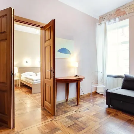 Luxury Bernardinu Butas *